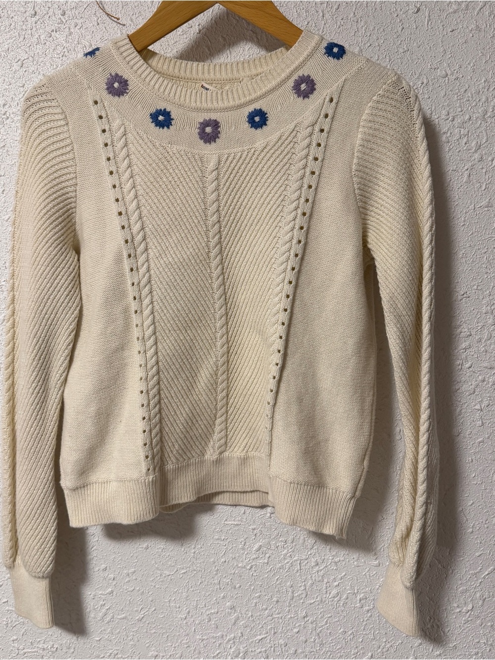 Marine Layer cream crewneck with floral embroidery size small
